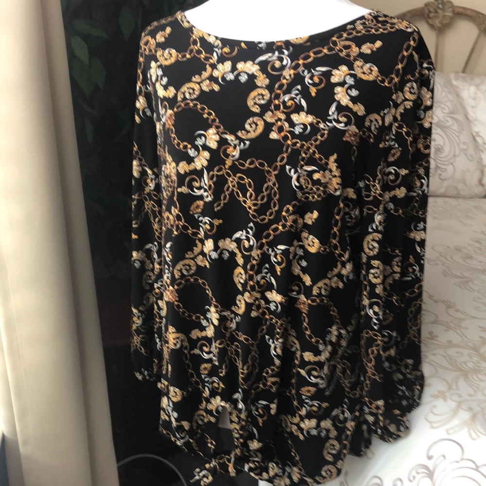 Adrianna Papell 3/4 sleeve with tie front blouse size L